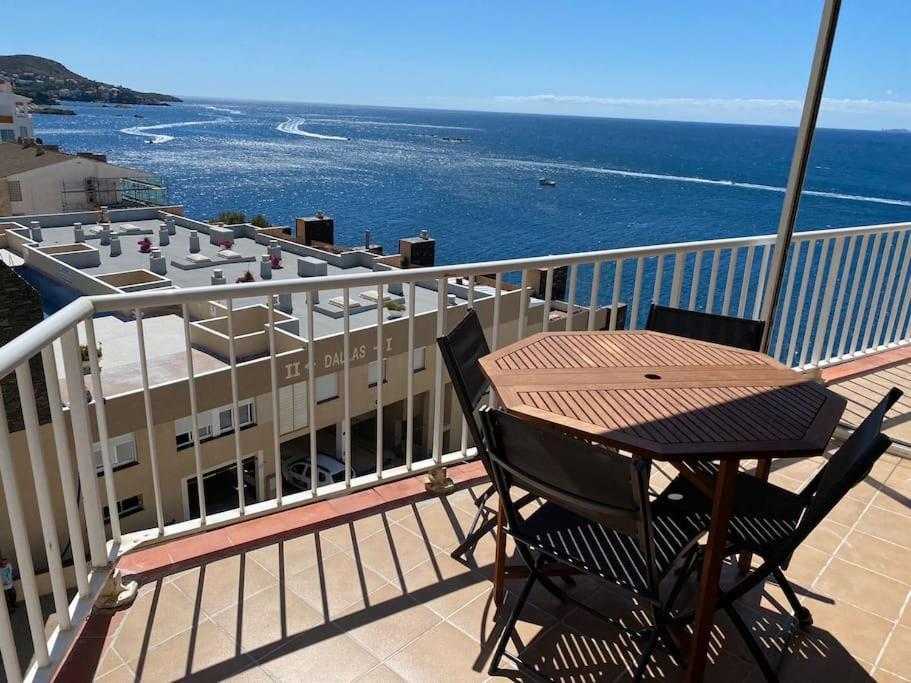Apartamento Tres Habitaciones Con Vistas Al Mar En Росас Экстерьер фото