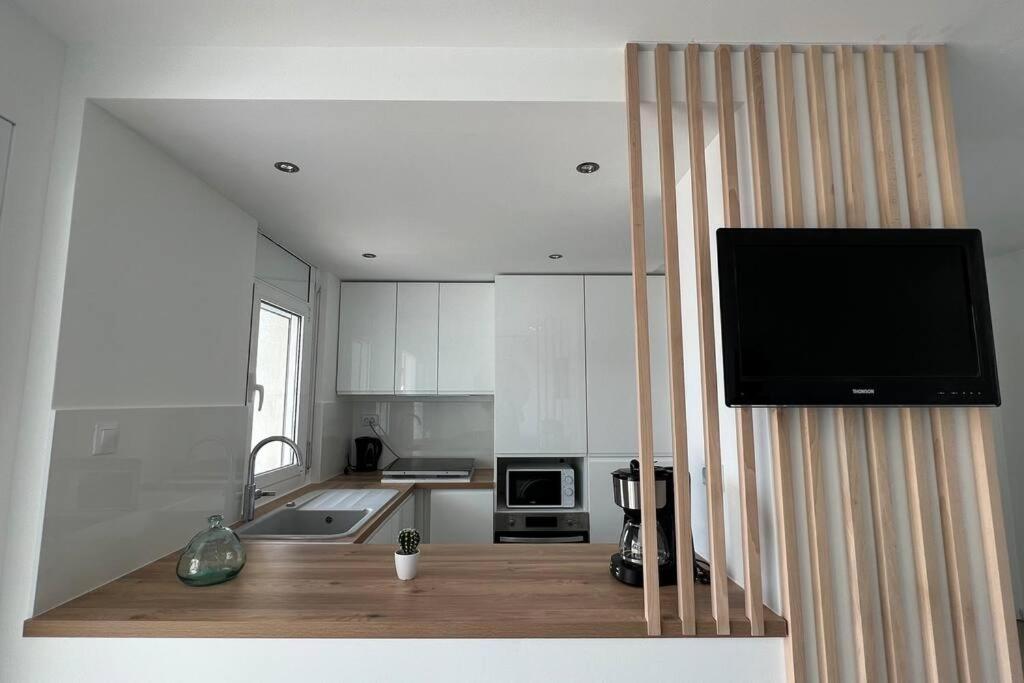 Apartamento Tres Habitaciones Con Vistas Al Mar En Росас Экстерьер фото